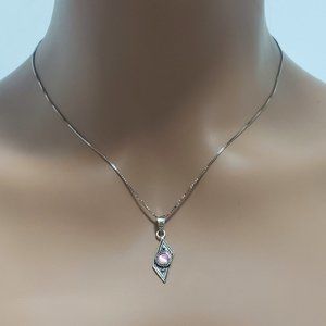 Rose Quartz Delicate Vintage Pendant Necklace in 925 Silver